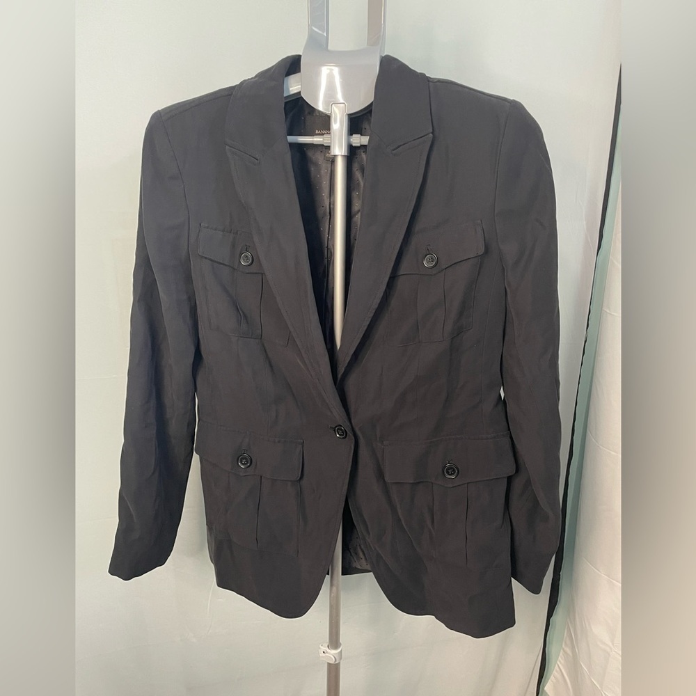 Banana republic Black Blazer size 10‎